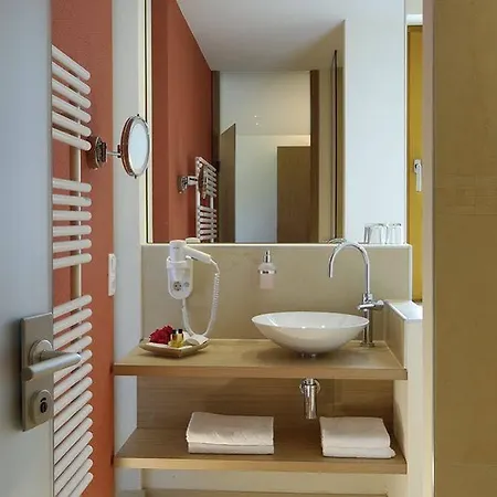 Hotell Tanner 4*