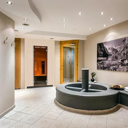 Hotell Tanner 4*